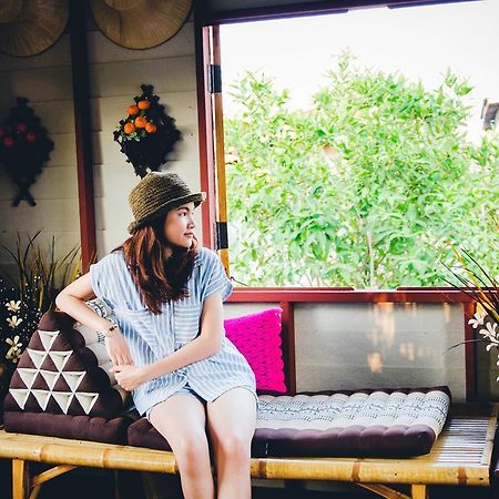 Reuan Audthasawan Ayutthaya Bagian luar foto
